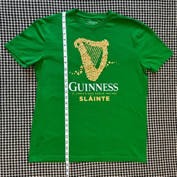 Women’s Shamrock Guinness T-Shirt - Picture 6 of 8